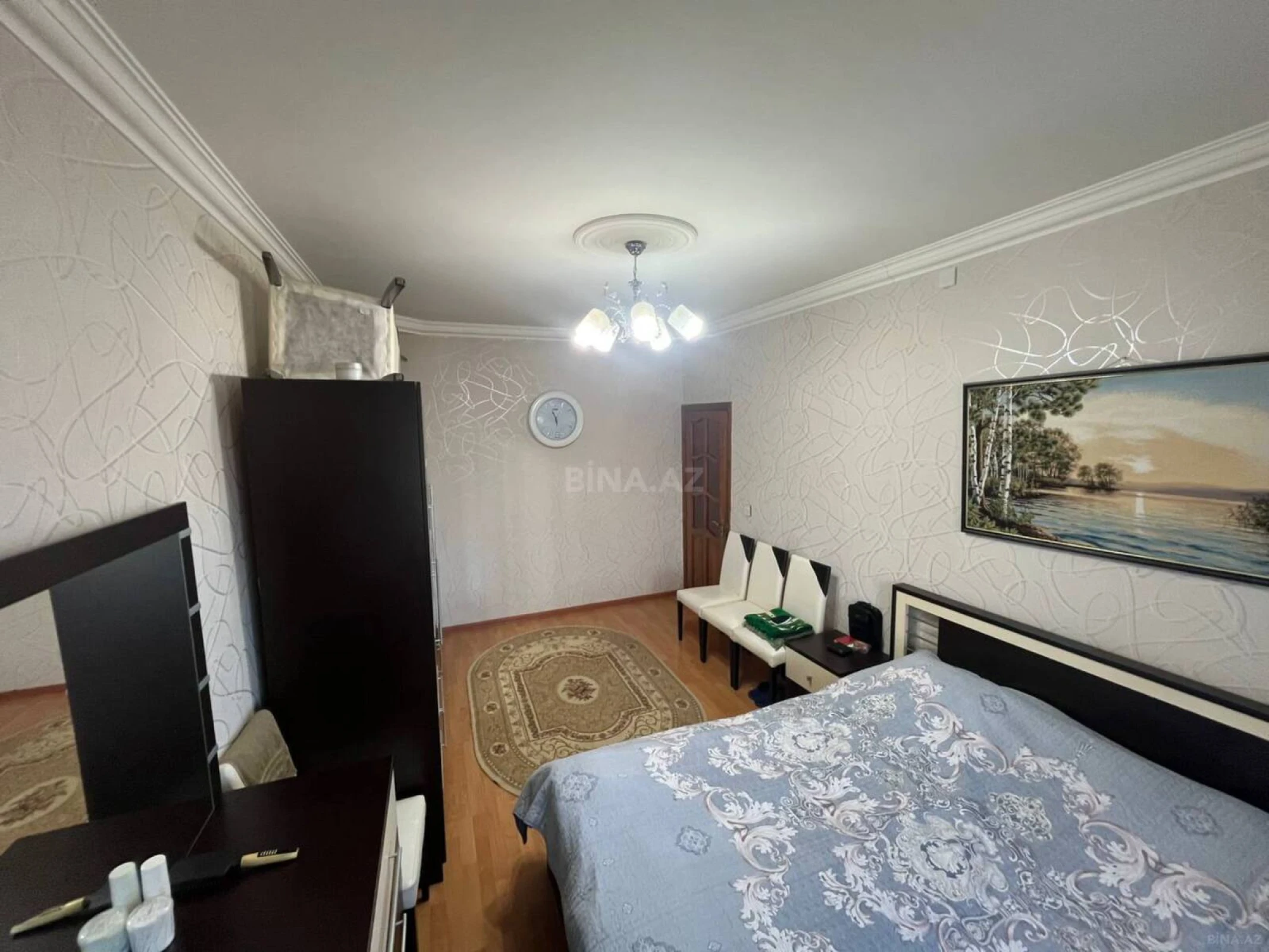 Satılır 4 otaqlı mənzil 90 m²