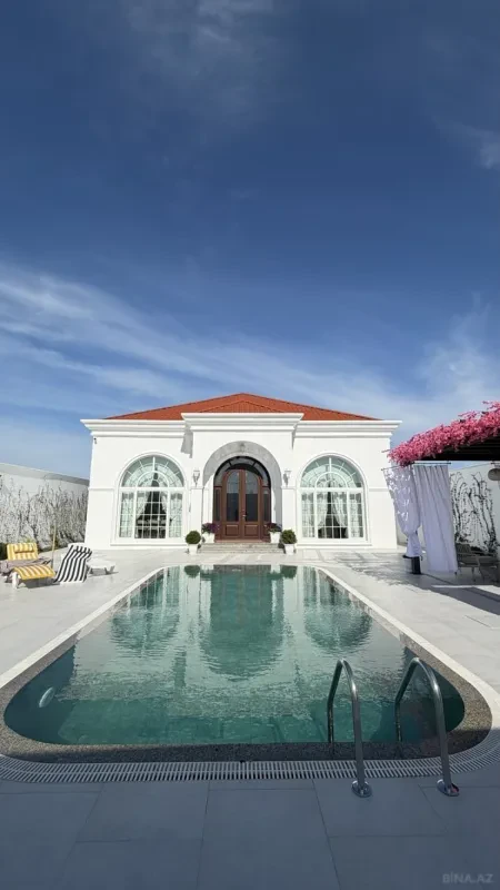 Satılır 4 otaqlı həyət evi 220 m²
