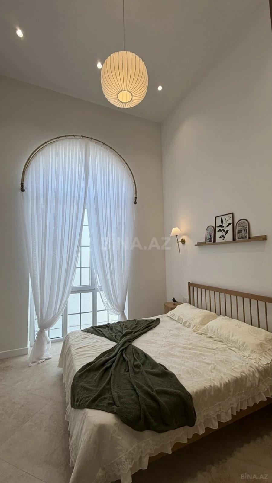 Satılır 4 otaqlı həyət evi 220 m²