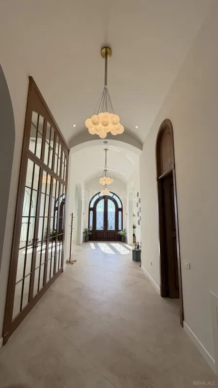 Satılır 4 otaqlı həyət evi 220 m²