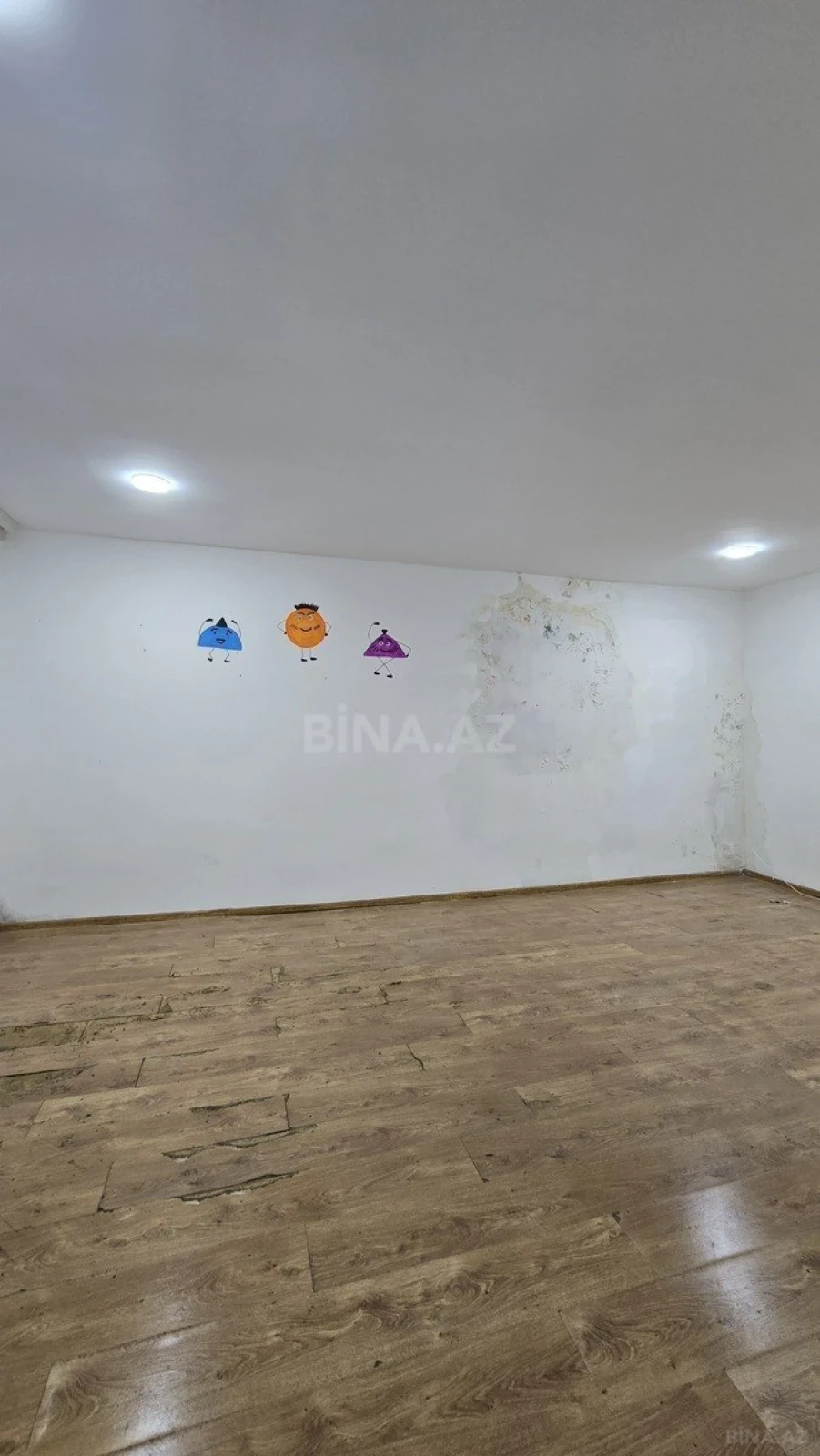 Satılır obyekt 140 m²