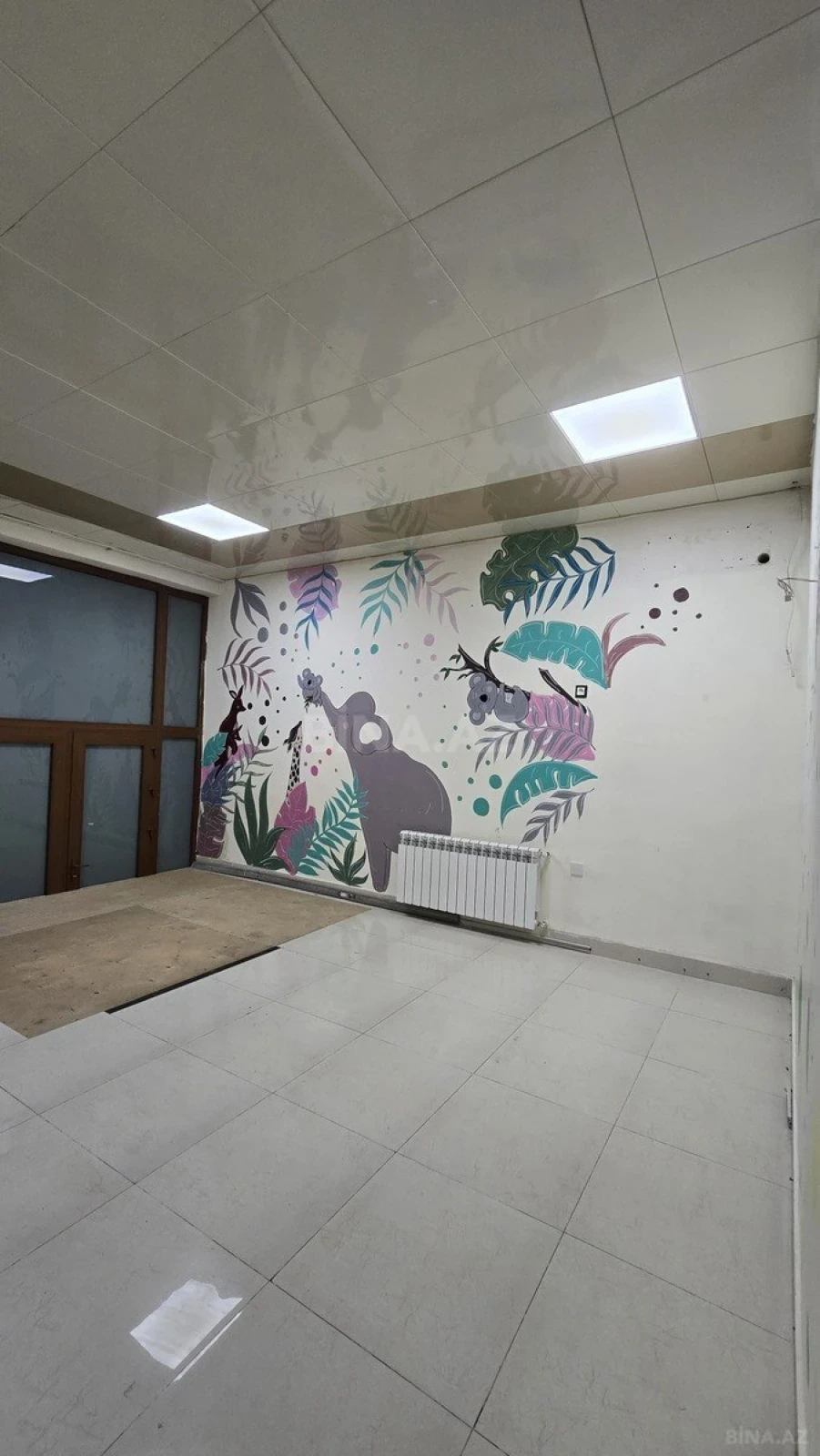 Satılır obyekt 140 m²