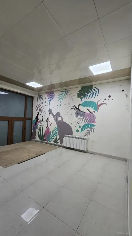 Satılır obyekt 140 m²