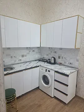 Kirayə verilir 2 otaqlı mənzil 65 m²
