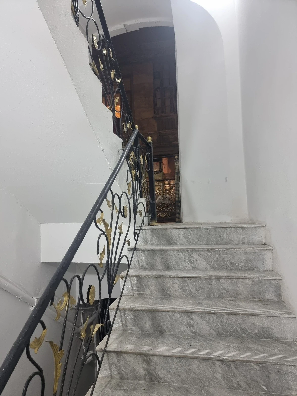 Kirayə verilir 2 otaqlı mənzil 65 m²