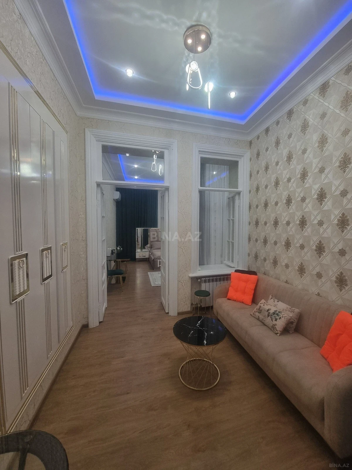 Kirayə verilir 2 otaqlı mənzil 65 m²
