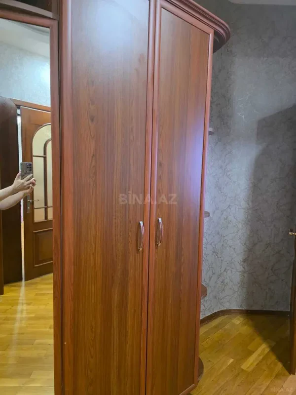 Kirayə verilir 3 otaqlı mənzil 140 m²