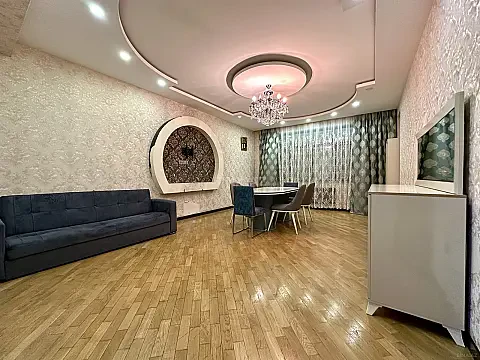 Kirayə verilir 3 otaqlı mənzil 130 m² — Bakı 3 otaq 130.00 m²