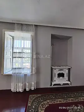 Kirayə verilir 3 otaqlı həyət evi 1000 m²