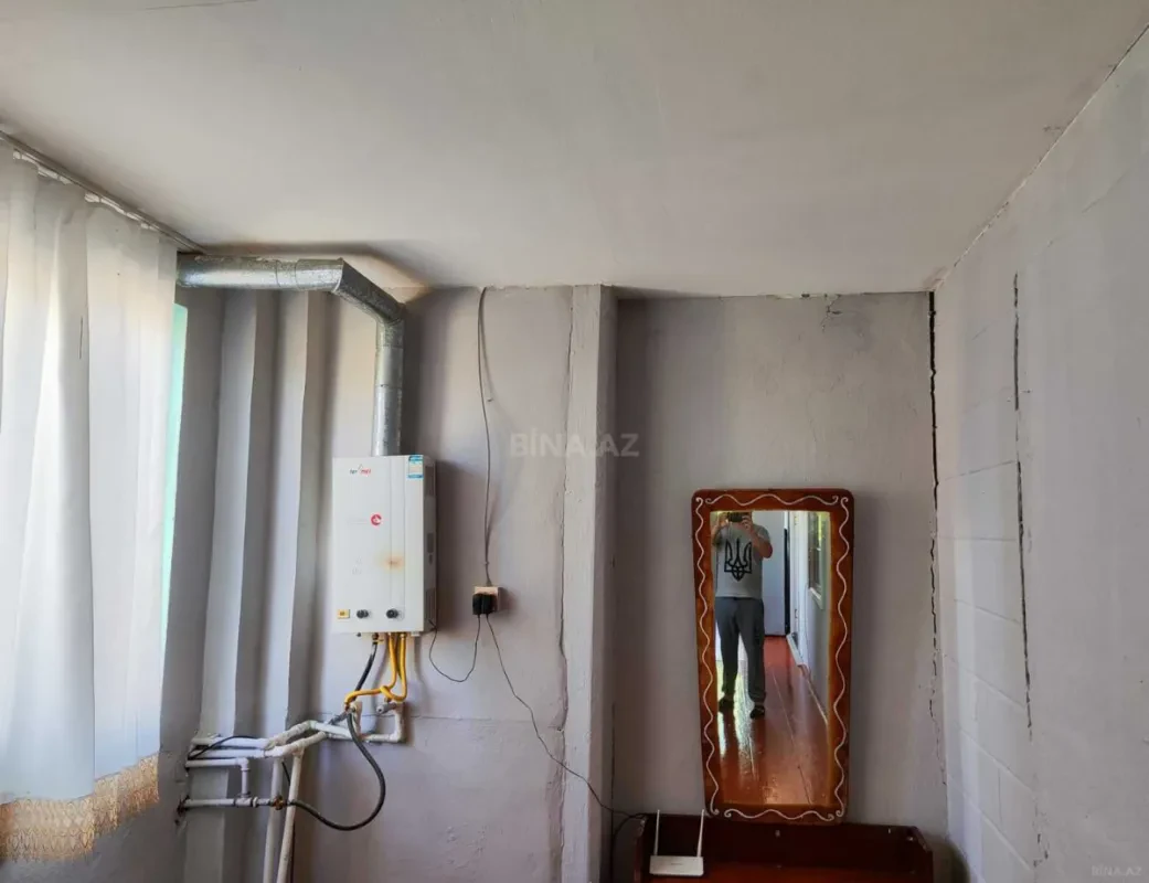 Kirayə verilir 3 otaqlı həyət evi 1000 m²