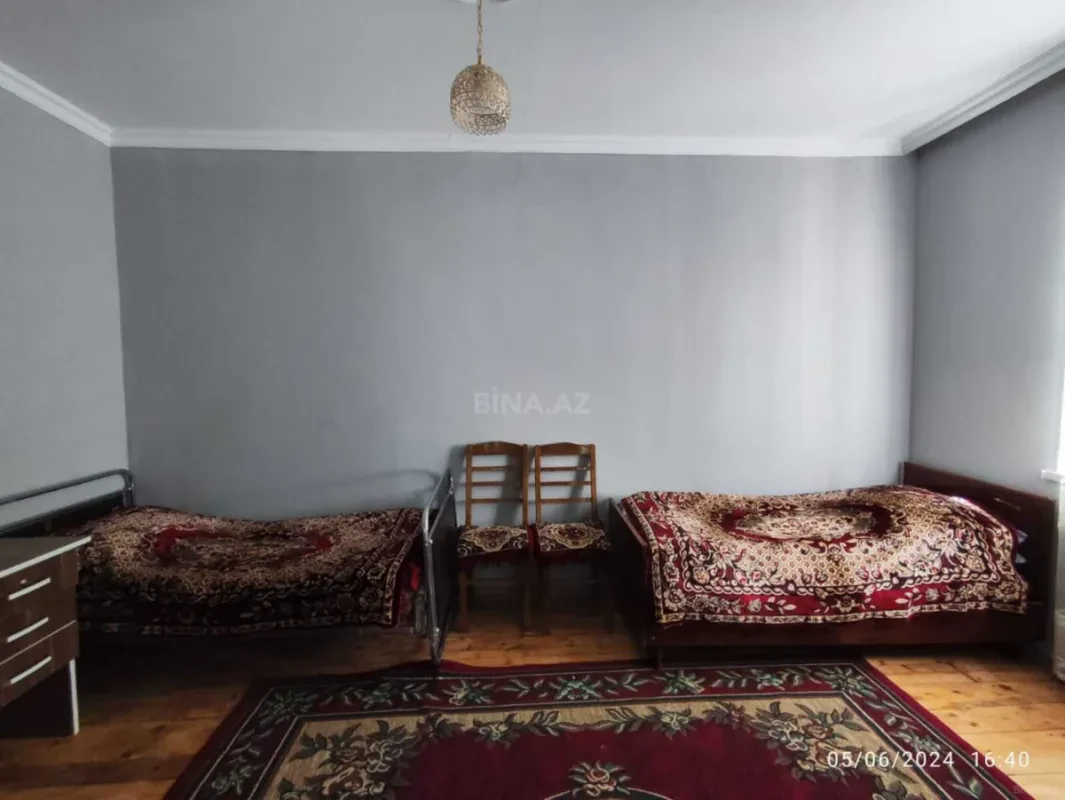 Kirayə verilir 3 otaqlı həyət evi 1000 m²