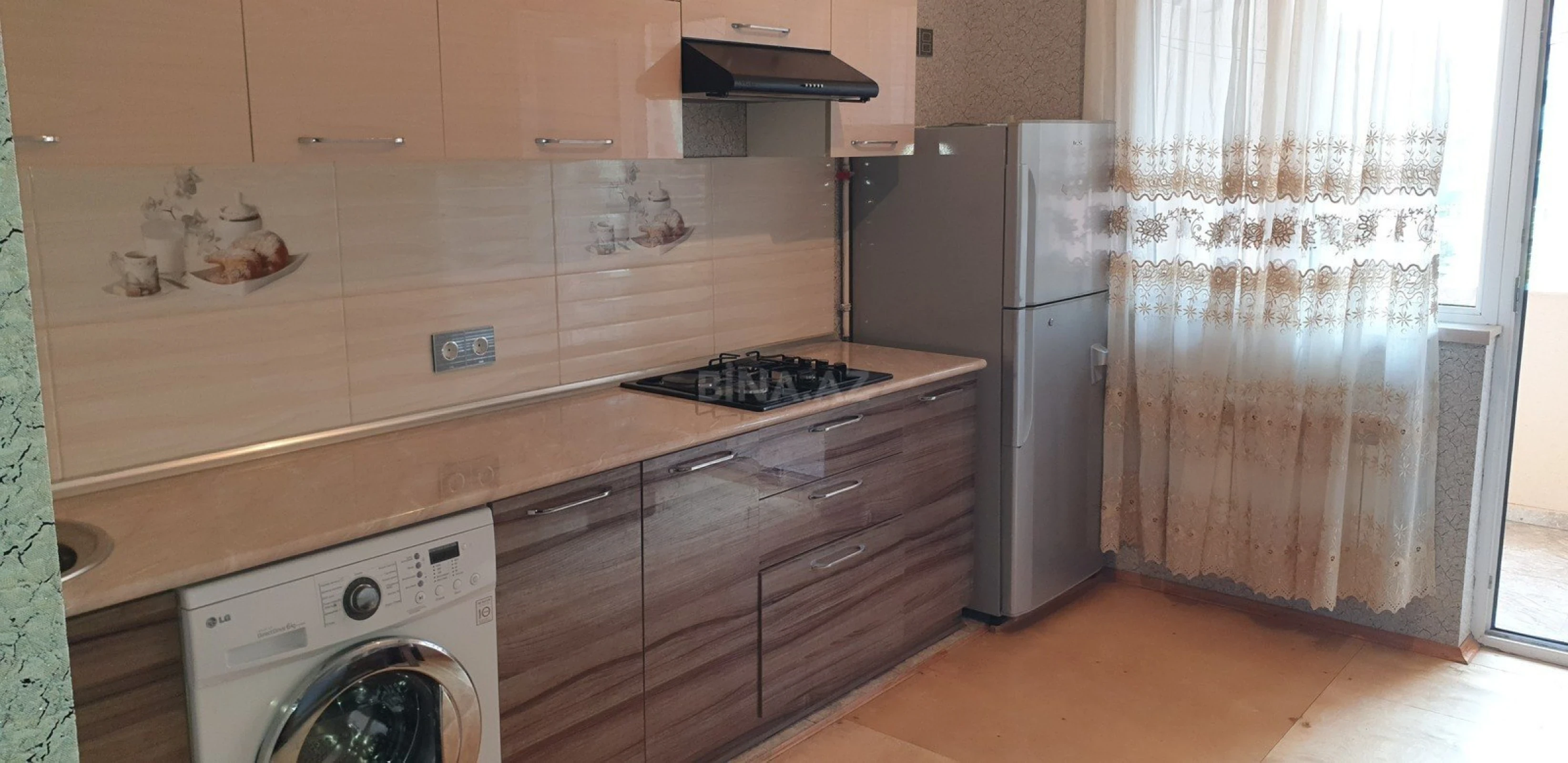 Kirayə verilir 3 otaqlı mənzil 92 m²