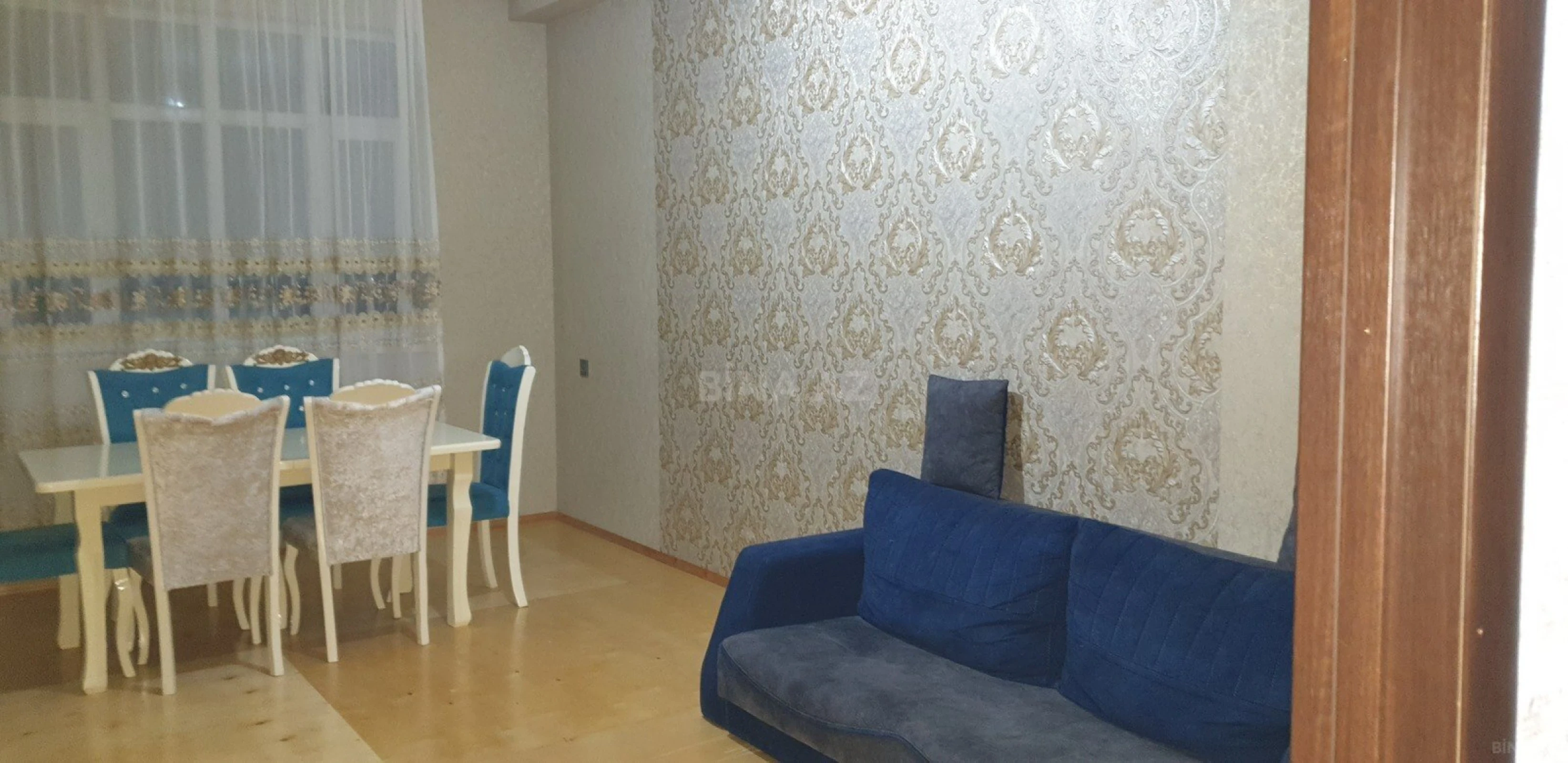 Kirayə verilir 3 otaqlı mənzil 92 m²