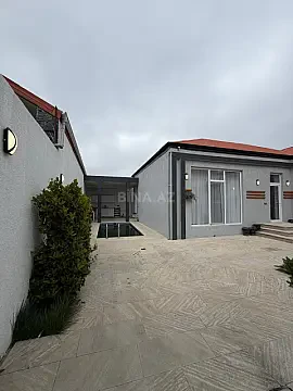 Satılır 4 otaqlı həyət evi 100 m²