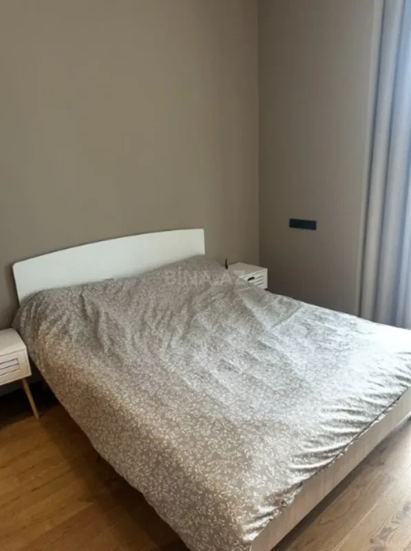 Kirayə verilir 2 otaqlı mənzil 72 m²