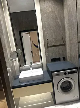 Kirayə verilir 2 otaqlı mənzil 72 m²