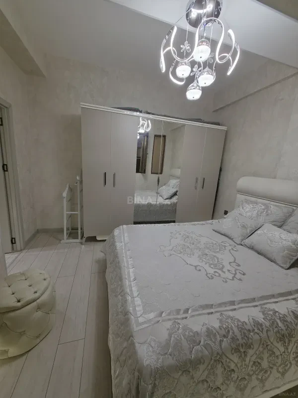 Satılır 2 otaqlı mənzil 63 m²