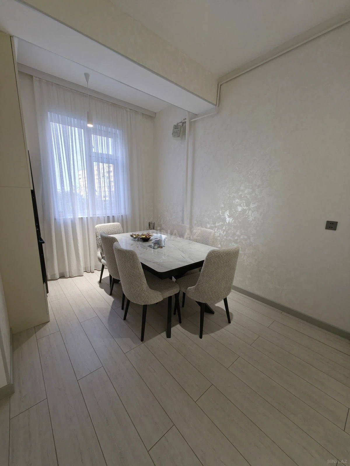 Satılır 2 otaqlı mənzil 63 m²