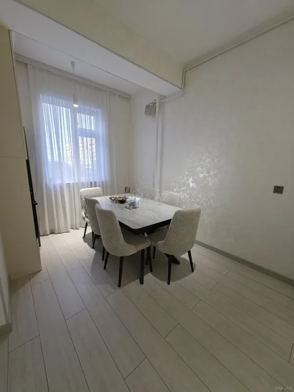 Satılır 2 otaqlı mənzil 63 m²