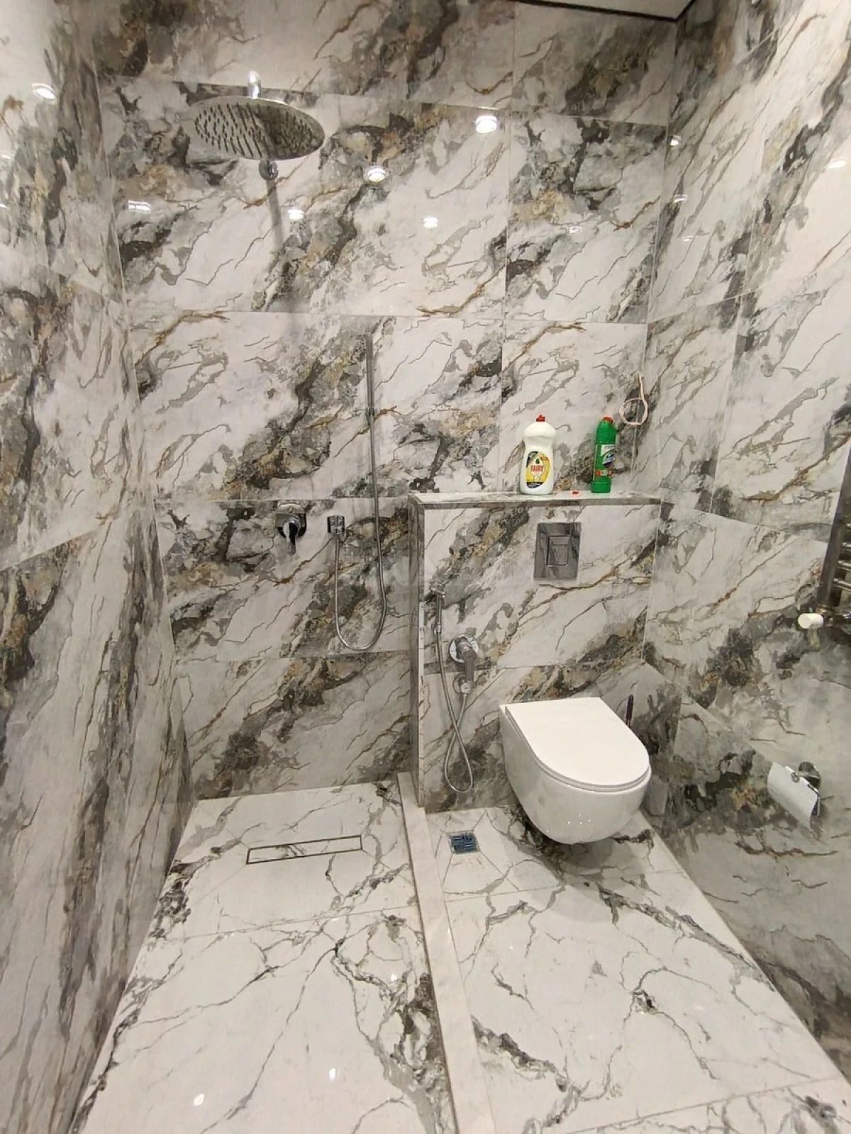 Kirayə verilir 2 otaqlı mənzil 74 m²