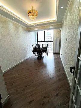 Kirayə verilir 2 otaqlı mənzil 74 m²