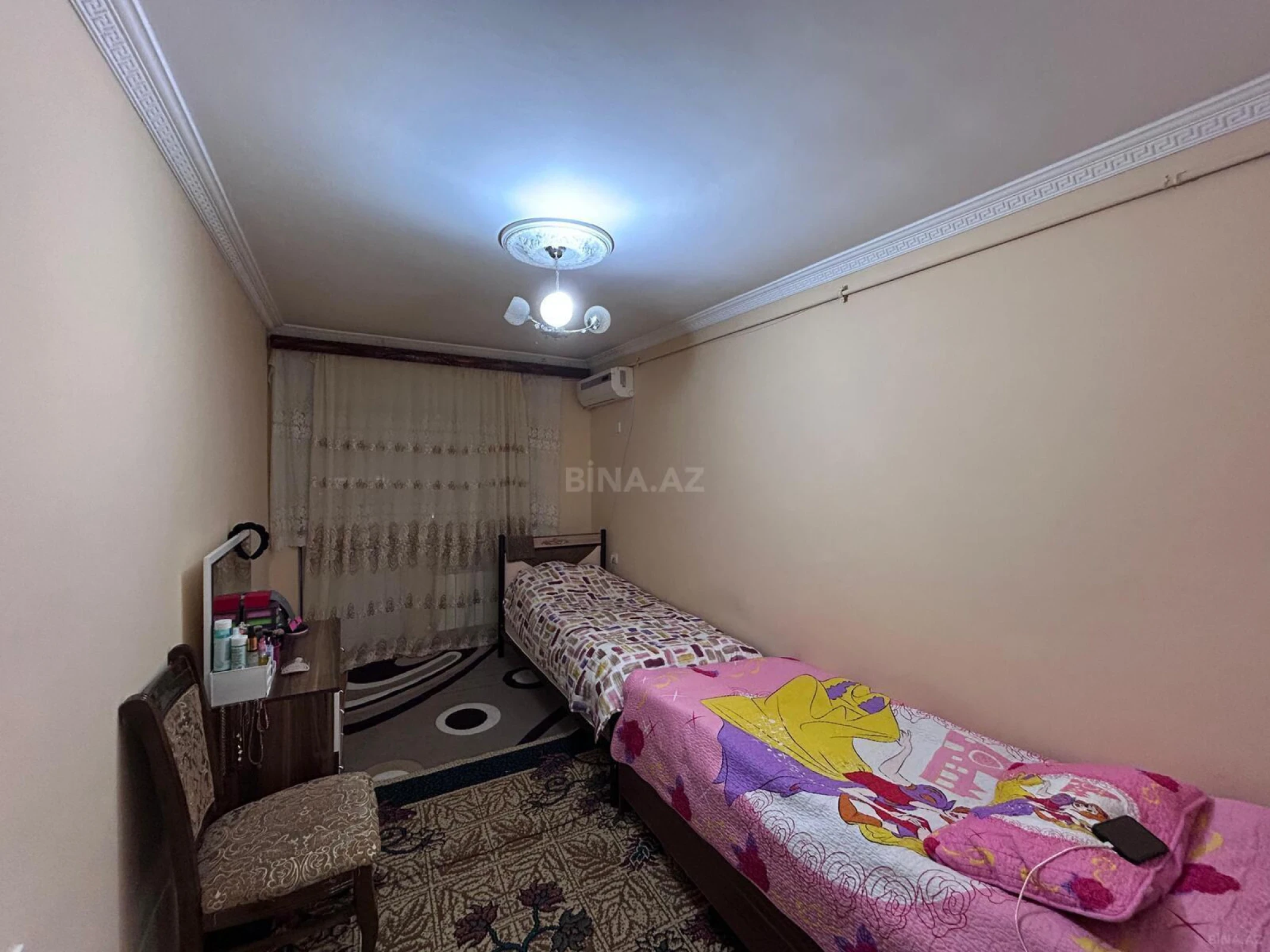 Satılır 4 otaqlı mənzil 105 m²