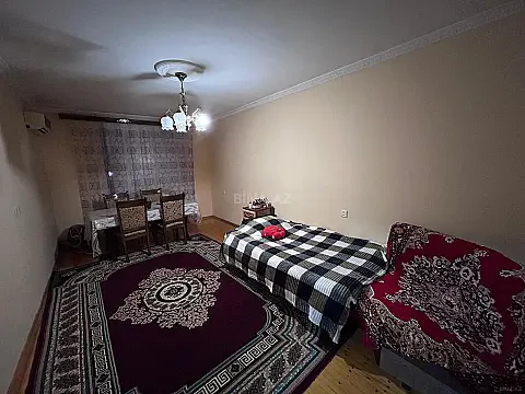 Satılır 4 otaqlı mənzil 105 m²