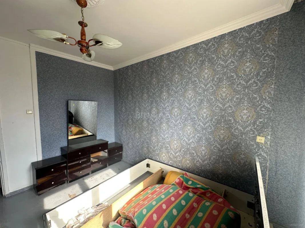 Satılır 2 otaqlı mənzil 65 m²