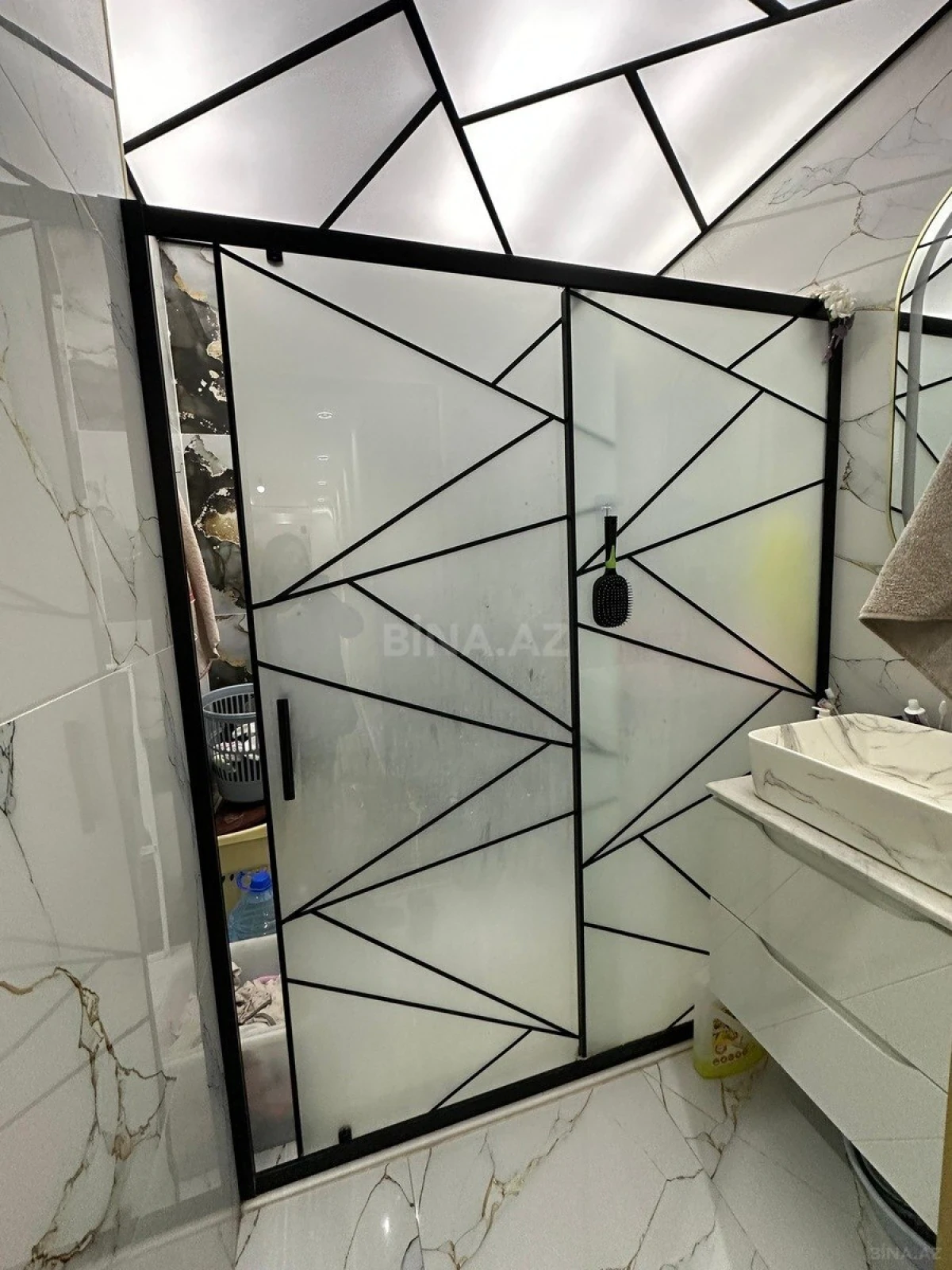 Satılır 5 otaqlı mənzil 112 m²