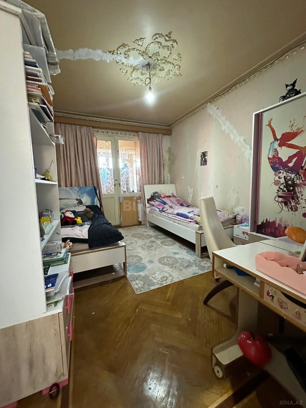 Satılır 5 otaqlı mənzil 112 m²