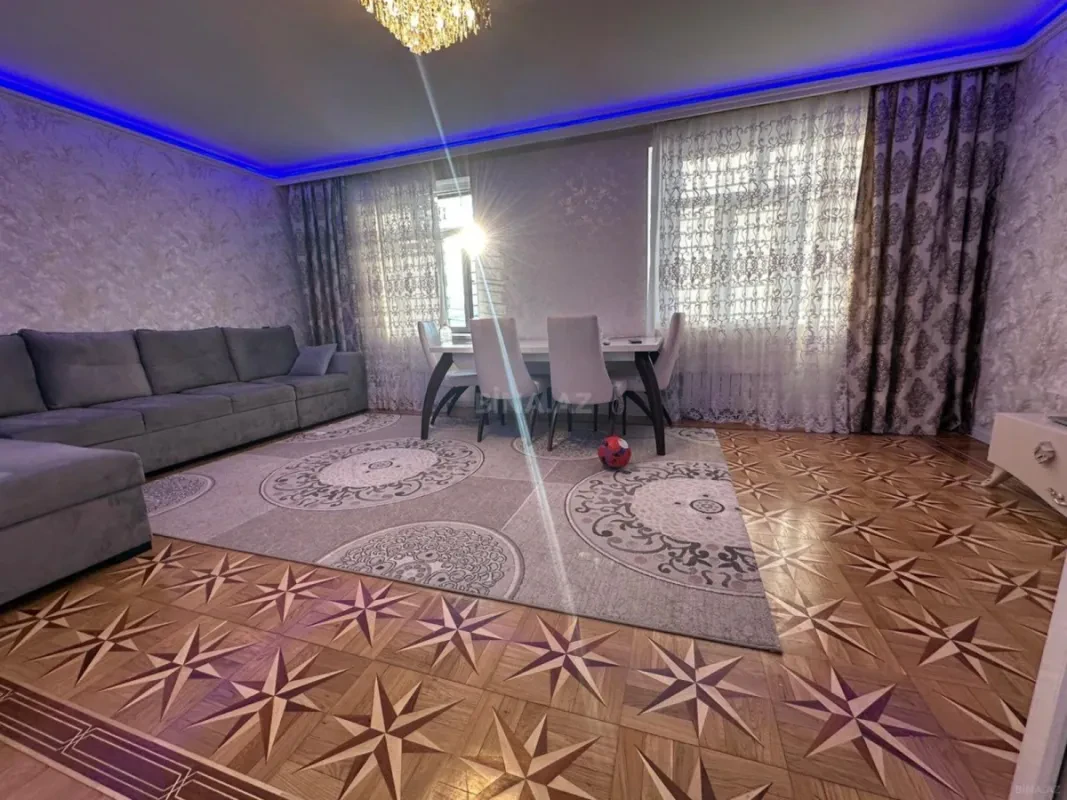 Satılır 5 otaqlı mənzil 112 m²