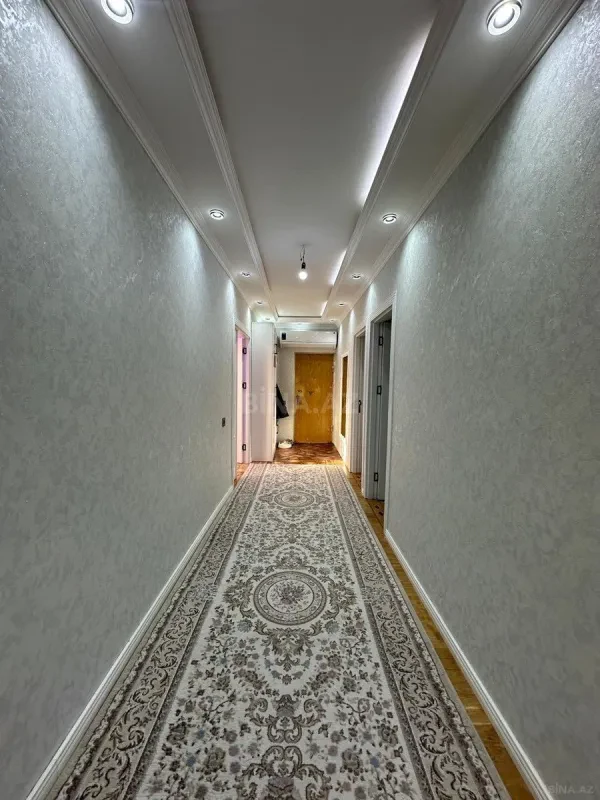 Satılır 5 otaqlı mənzil 112 m²