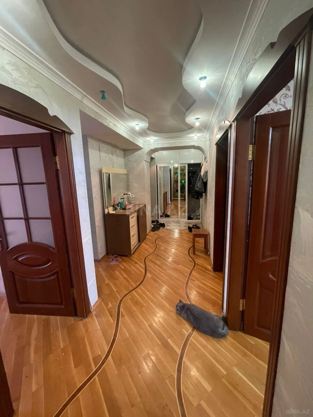 Satılır 3 otaqlı mənzil 105 m²