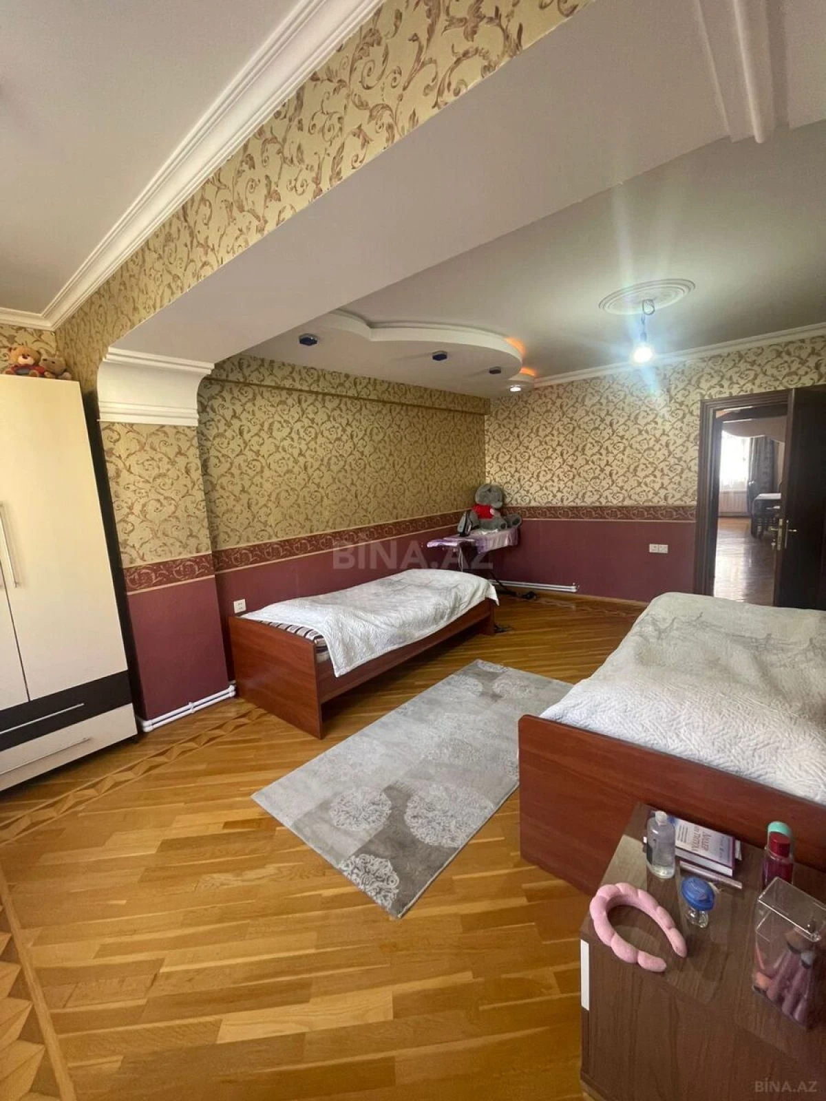 Satılır 3 otaqlı mənzil 105 m²