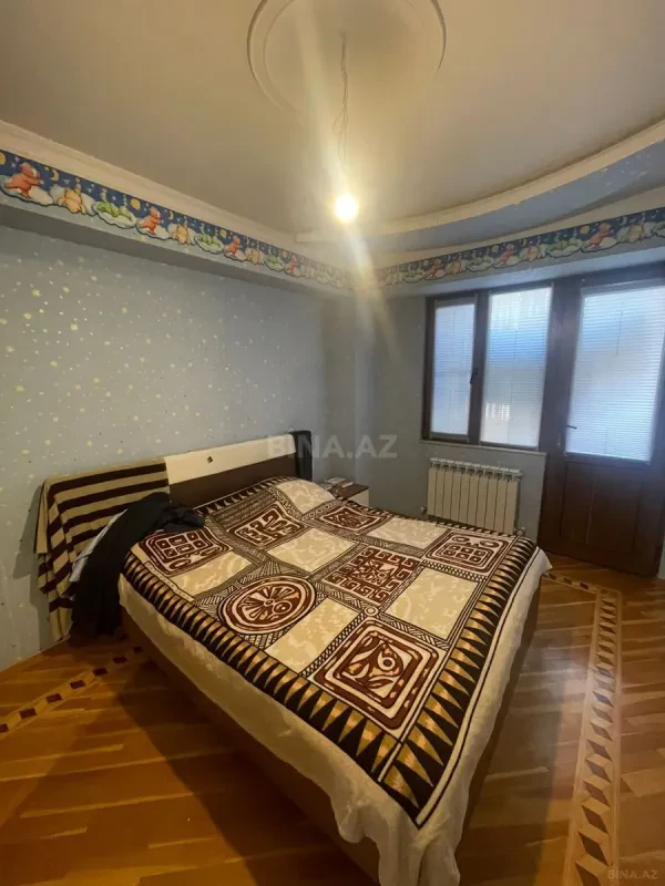 Satılır 3 otaqlı mənzil 105 m²