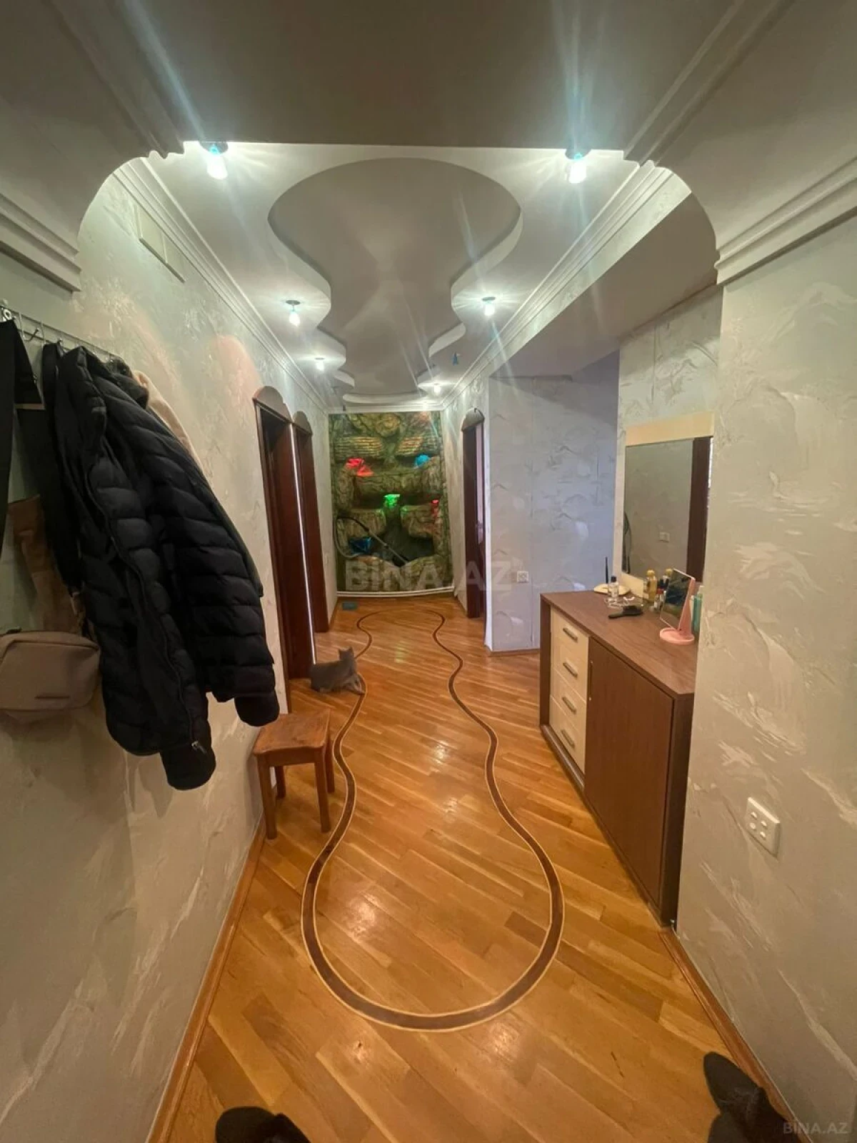 Satılır 3 otaqlı mənzil 105 m²