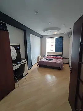 Satılır 3 otaqlı mənzil 120 m²