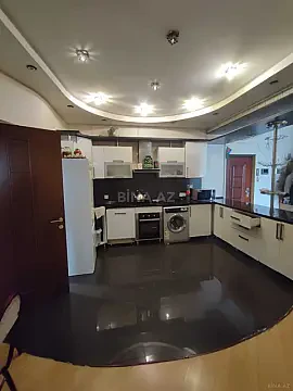 Satılır 3 otaqlı mənzil 120 m²