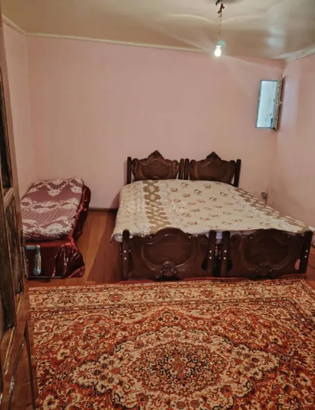 Satılır 4 otaqlı həyət evi 100 m²