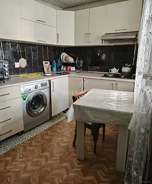 Satılır 4 otaqlı həyət evi 100 m²