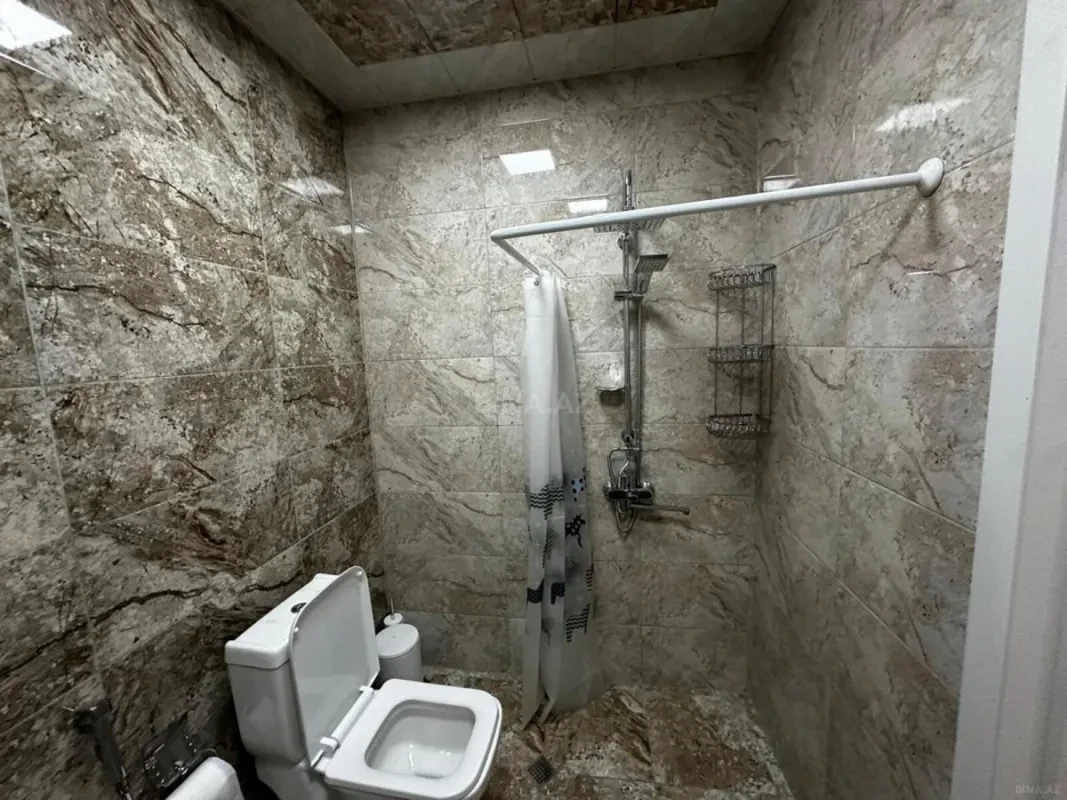 Kirayə verilir 2 otaqlı mənzil 70 m²