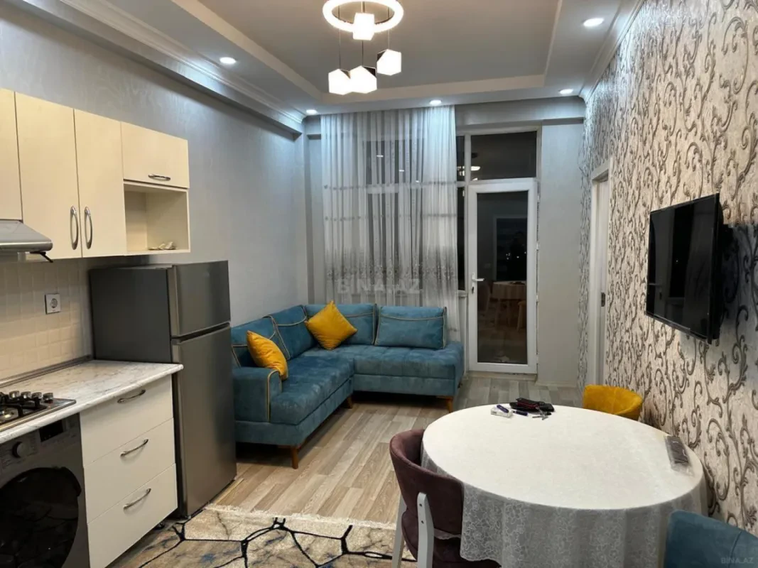 Kirayə verilir 2 otaqlı mənzil 70 m²