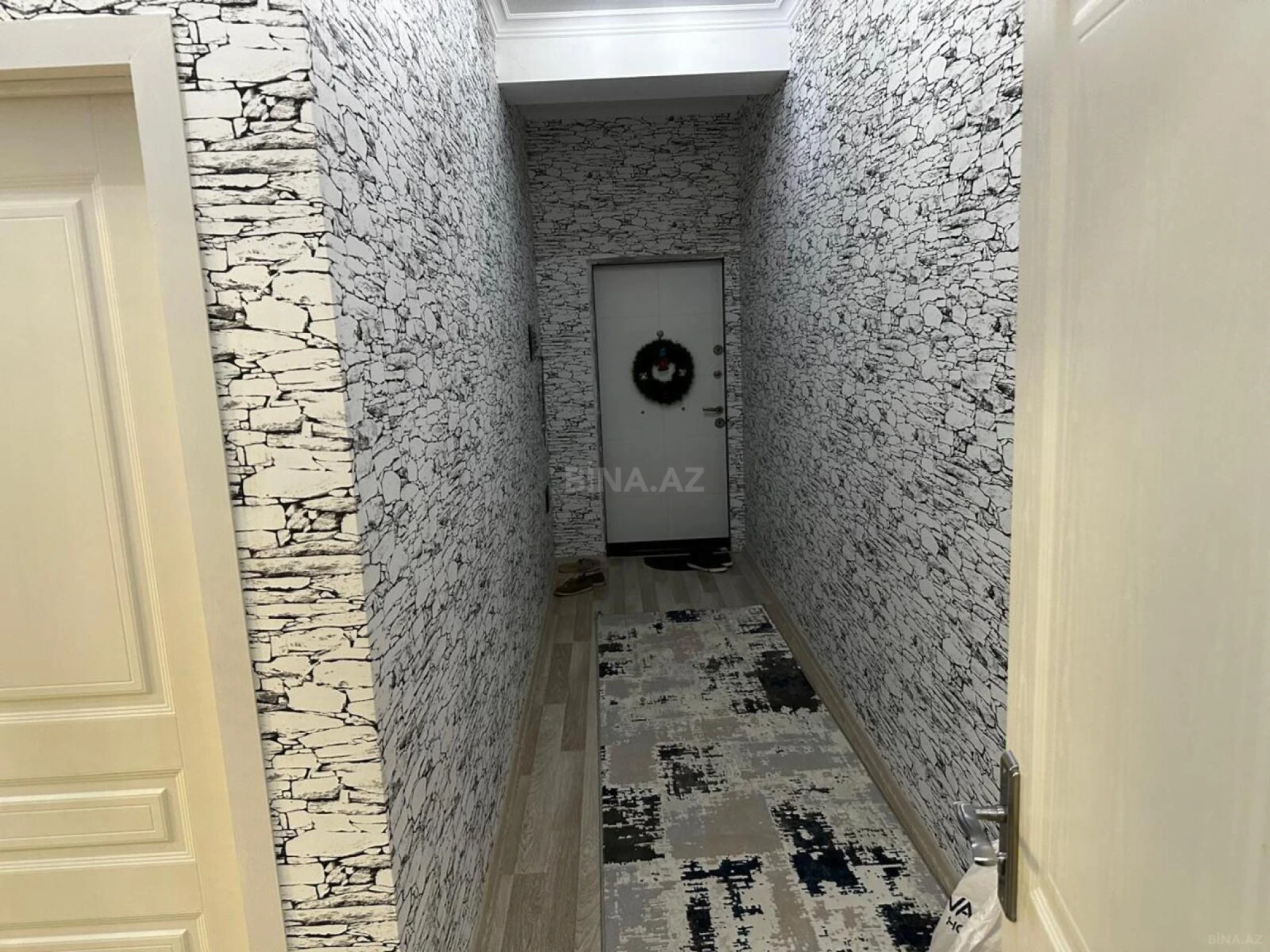 Kirayə verilir 2 otaqlı mənzil 70 m²
