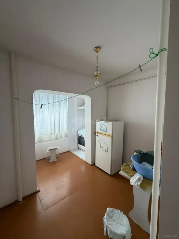 Satılır 4 otaqlı mənzil 100 m²