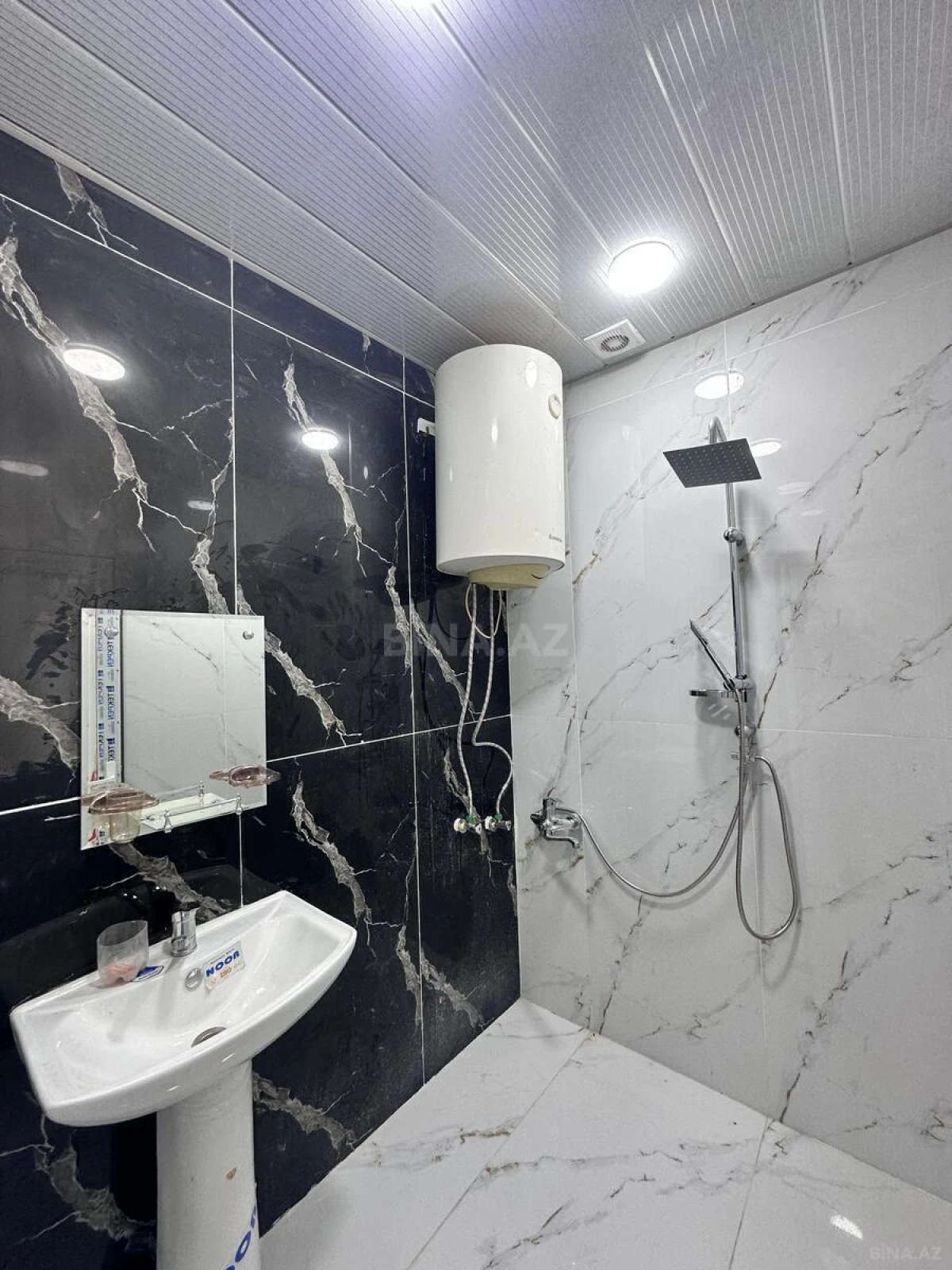 Satılır 2 otaqlı mənzil 59 m²