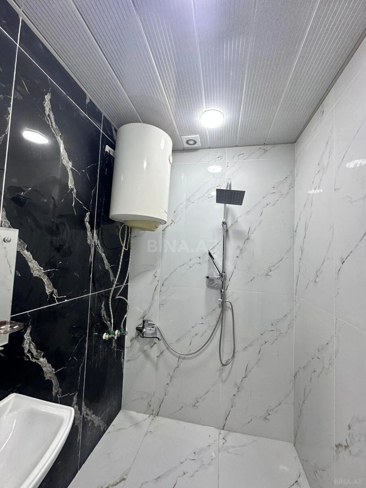 Satılır 2 otaqlı mənzil 59 m²