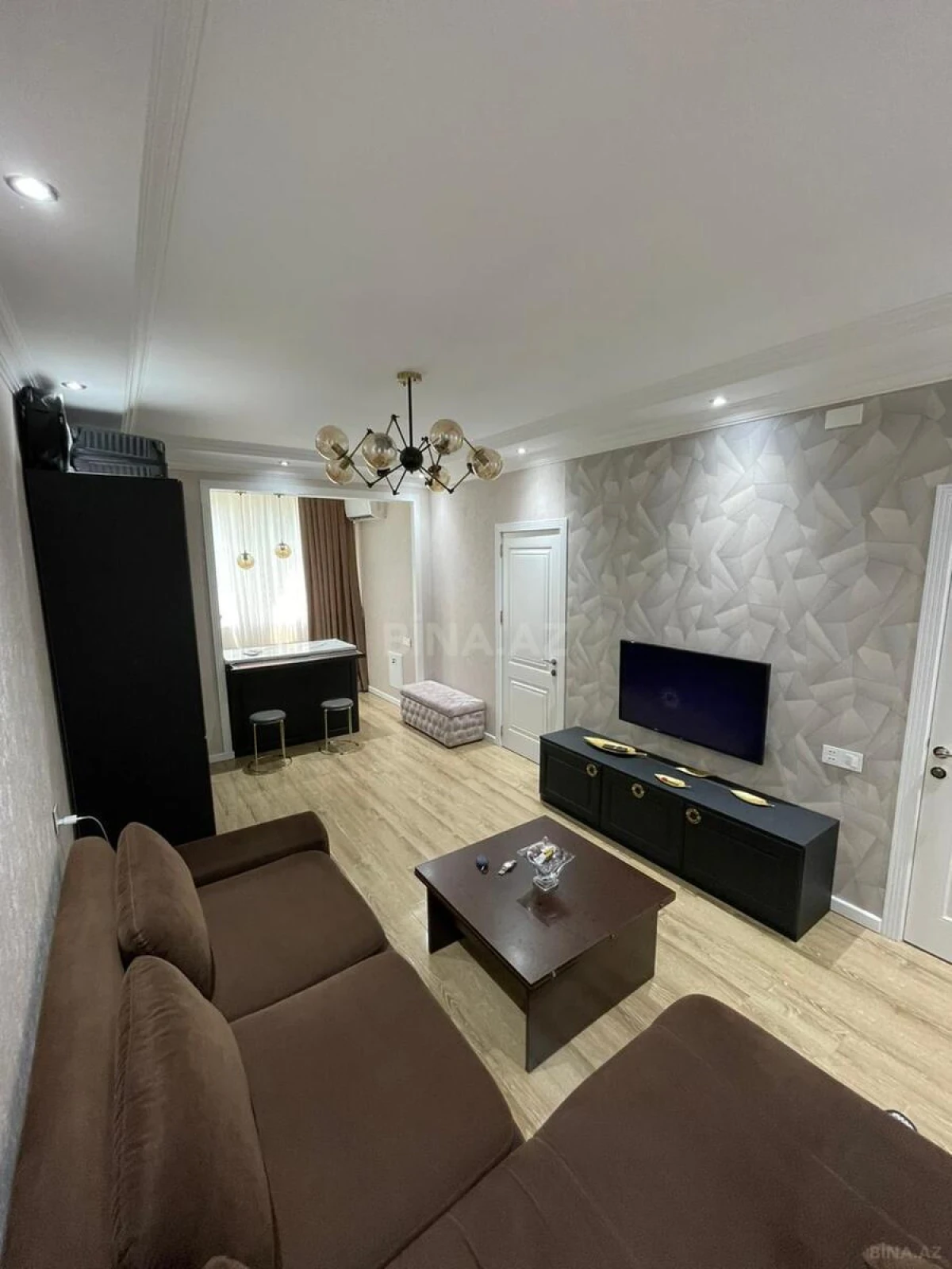 Satılır 2 otaqlı mənzil 52 m²