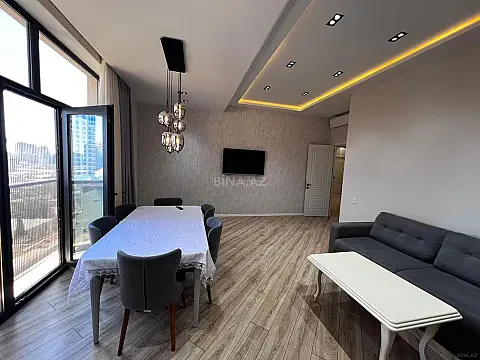 Kirayə verilir 3 otaqlı mənzil 130 m²