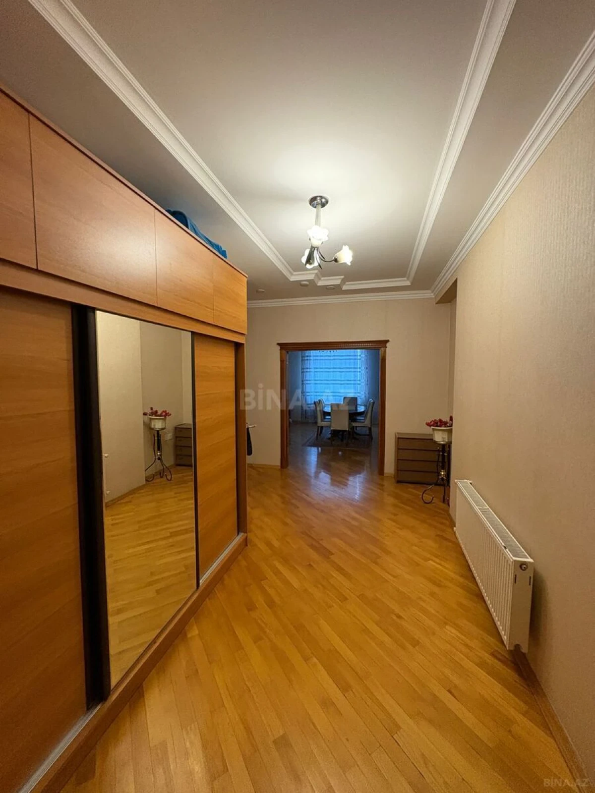 Kirayə verilir 2 otaqlı mənzil 85 m²
