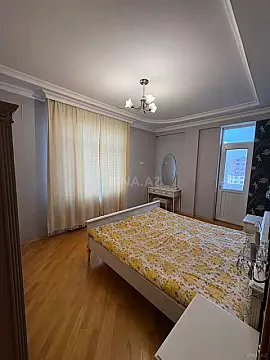Kirayə verilir 2 otaqlı mənzil 85 m²